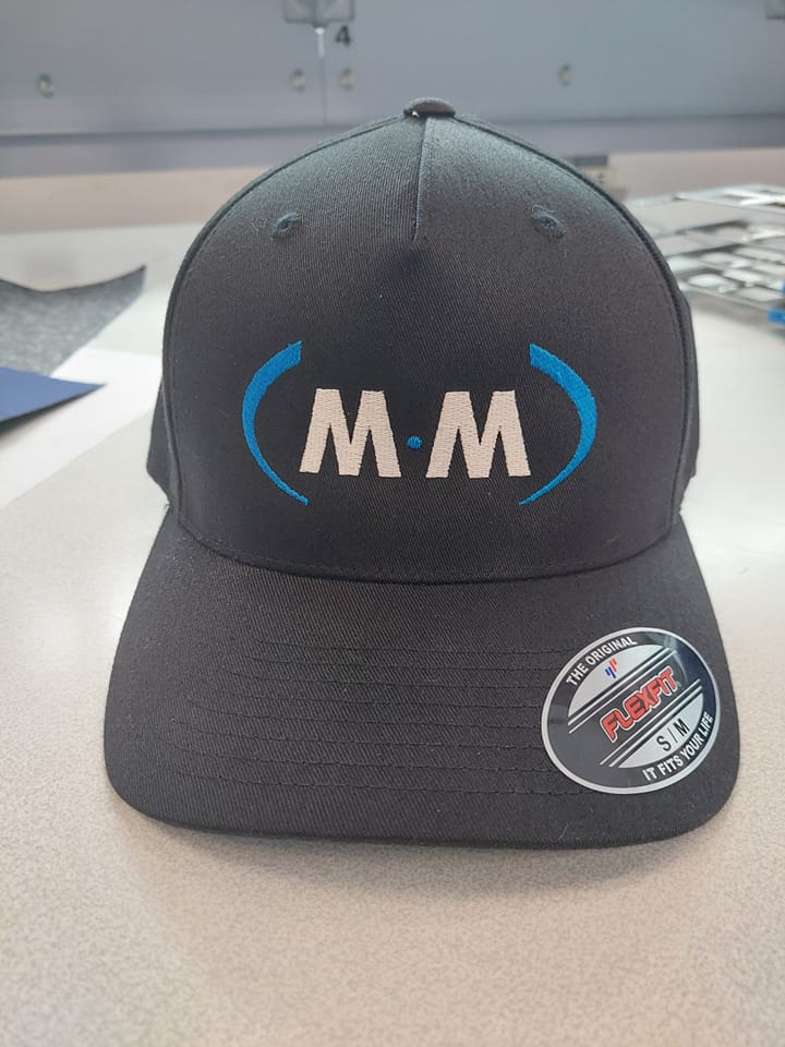 Caps für Motorsport Management